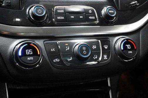 2019 Chevrolet Impala 1LT for sale in Schaumburg, IL - image 21