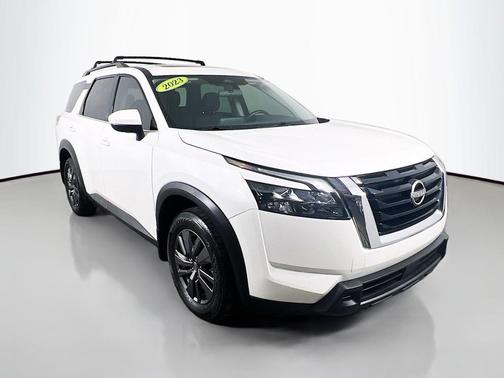 2023 Nissan Pathfinder SV 4WD