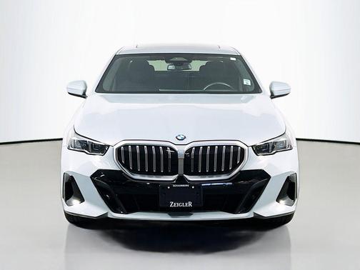 Brooklyn Grey Metallic 2024 BMW 540 xDrive