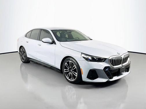 Brooklyn Grey Metallic 2024 BMW 540 xDrive