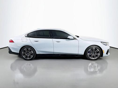 Brooklyn Grey Metallic 2024 BMW 540 xDrive