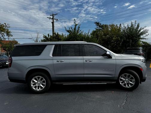 2024 Chevrolet Suburban Premier
