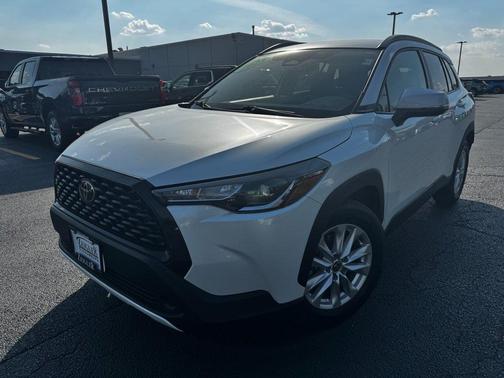 2023 Toyota Corolla Cross LE