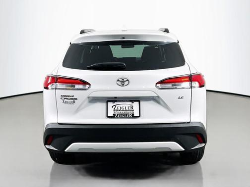2023 Toyota Corolla Cross LE