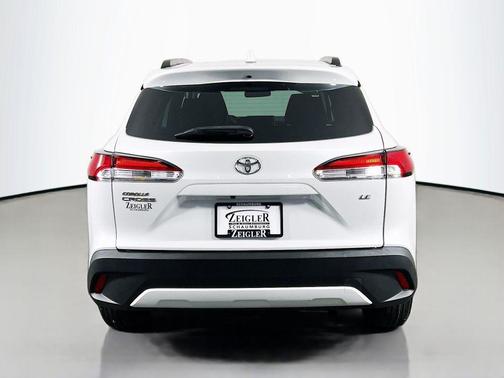 2023 Toyota Corolla Cross LE