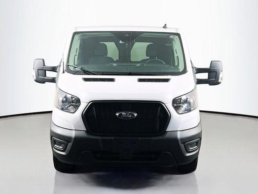 Oxford White 2022 Ford Transit-250 Base