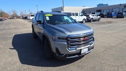 2023 GMC Acadia AWD AT4