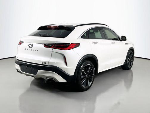 Majestic White 2022 INFINITI QX55 SENSORY