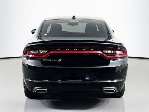 Pitch Black Clearcoat 2019 Dodge Charger SXT