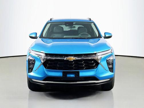 Marina Blue Metallic 2026 Chevrolet Trax LT
