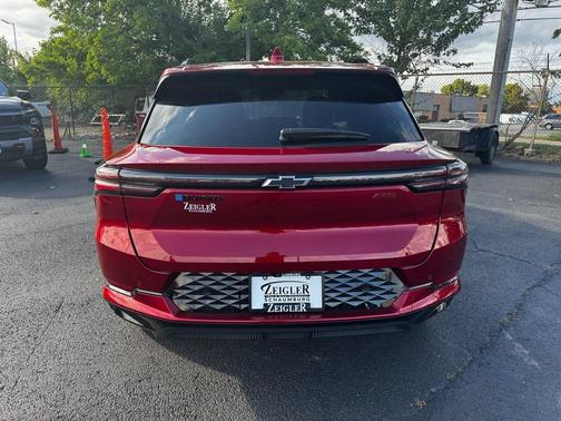 2025 Chevrolet Equinox EV RS