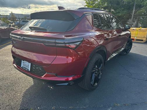 2025 Chevrolet Equinox EV RS