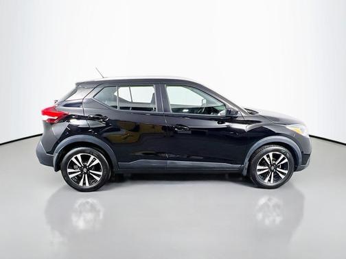 2018 Nissan Kicks SV
