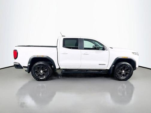 Summit White 2023 GMC Canyon Elevation