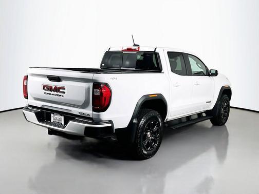 Summit White 2023 GMC Canyon Elevation