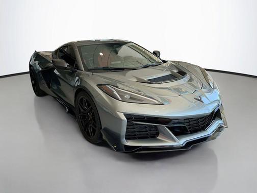 Hypersonic Gray Metallic 2024 Chevrolet Corvette Z06
