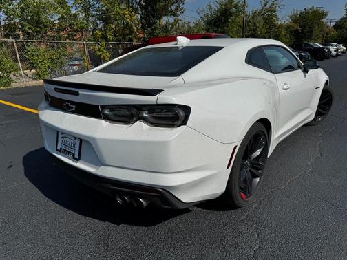 2024 Chevrolet Camaro 2LT