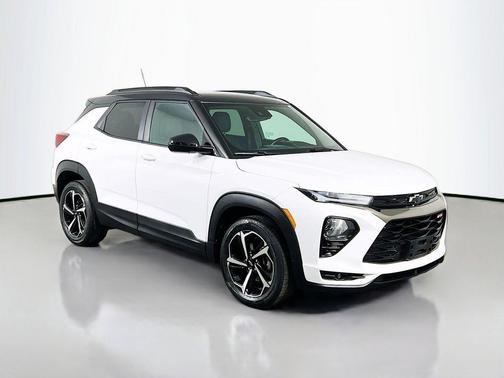 Summit White 2023 Chevrolet Trailblazer RS