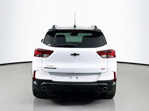 Summit White 2023 Chevrolet Trailblazer RS