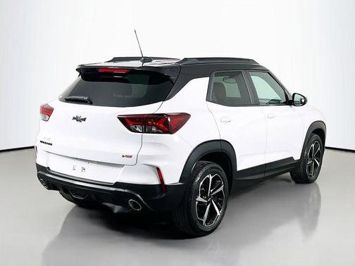 Summit White 2023 Chevrolet Trailblazer RS