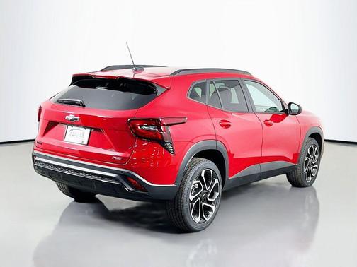 Apex Red 2026 Chevrolet Trax FWD 2RS
