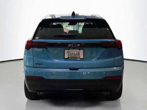 Marina Blue Metallic 2027 Chevrolet Bolt LT