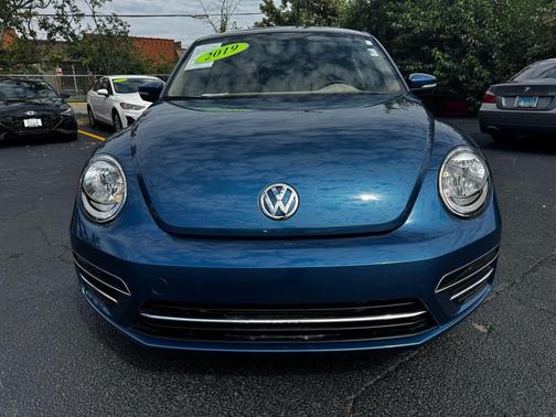 2019 Volkswagen Beetle 2.0T SE