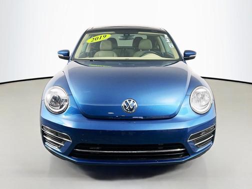 2019 Volkswagen Beetle 2.0T SE