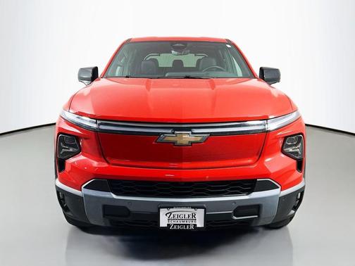 2026 Chevrolet Silverado EV LT