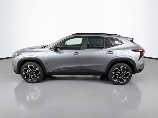 Sterling Gray Metallic 2026 Chevrolet Trax FWD 2RS