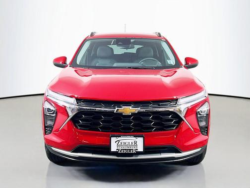 Apex Red 2026 Chevrolet Trax LT
