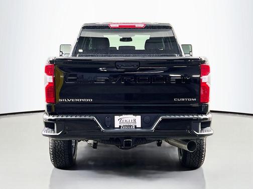 2026 Chevrolet Silverado 2500 Custom
