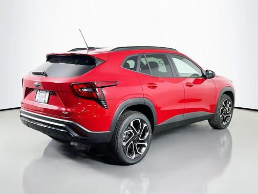 Apex Red 2026 Chevrolet Trax FWD 2RS