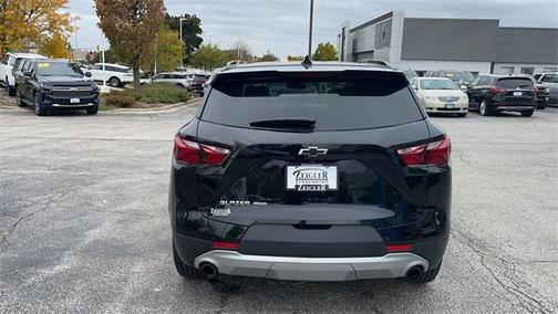 Photo 4 of 23 of 2019 Chevrolet Blazer 2LT
