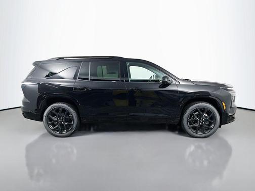 Mosaic Black Metallic 2026 Chevrolet Traverse RS