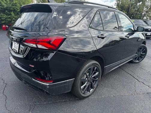 2022 Chevrolet Equinox FWD RS