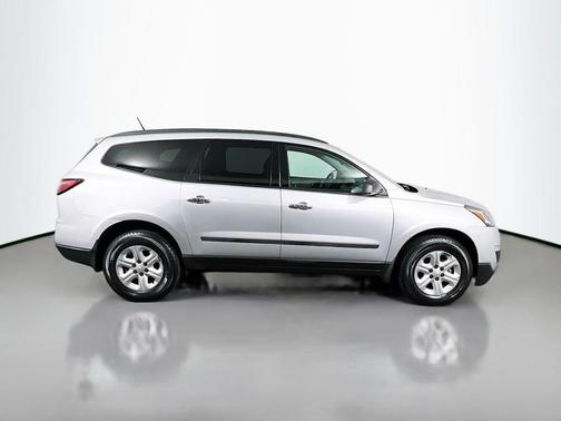 2016 Chevrolet Traverse LS