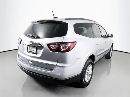 2016 Chevrolet Traverse LS
