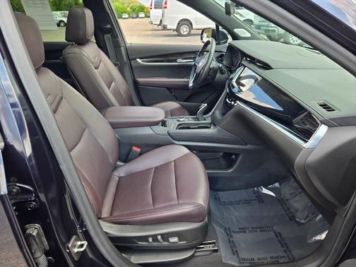 2022 Cadillac XT6 Premium Luxury AWD