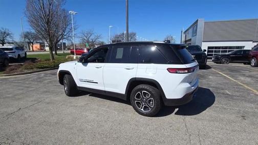 2024 Jeep Grand Cherokee 4xe Trailhawk