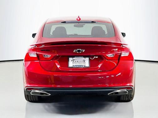 2022 Chevrolet Malibu FWD RS