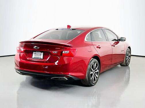 2022 Chevrolet Malibu FWD RS