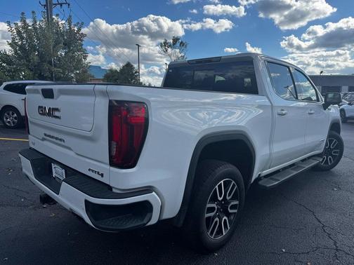 2019 GMC Sierra 1500 AT4