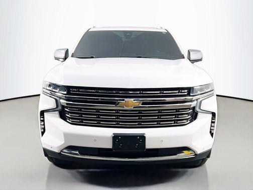 Summit White 2021 Chevrolet Suburban Premier