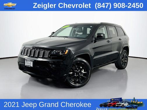 Diamond Black Crystal Pearlcoat 2021 Jeep Grand Cherokee Laredo
