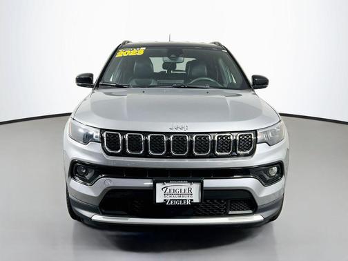 Billet Silver Metallic Clearcoat 2023 Jeep Compass Limited
