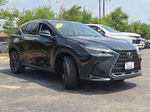 2022 Lexus NX 450h+ Luxury