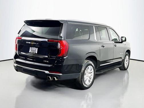 Onyx Black 2025 GMC Yukon XL Denali