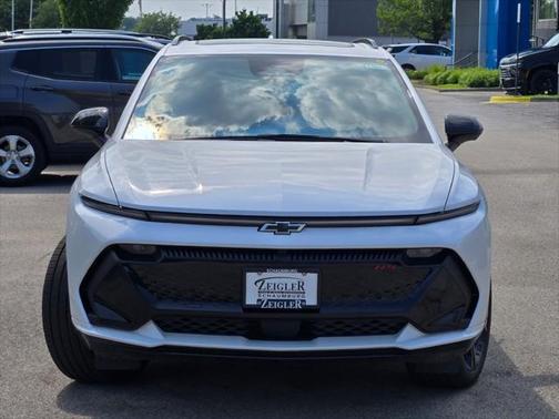 2025 Chevrolet Equinox EV RS