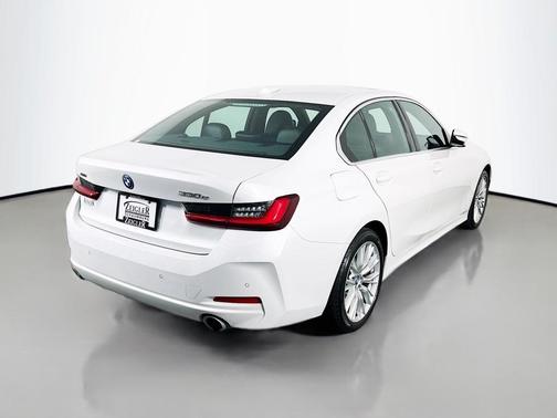 2024 BMW 330e Base